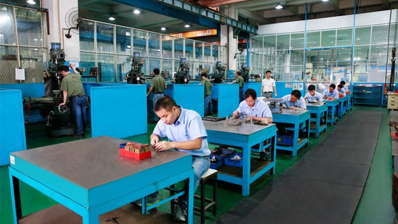 小型拉伸模具安装注意事项：细节决定成败
